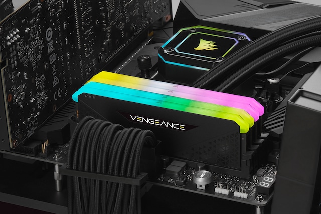 Corsair Vengeance® RGB RS DDR4 3200MHz 16GB (2 x 8GB)